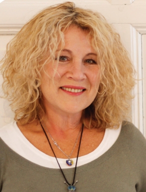 Portrait der russischen Künstlerin Kira Emeretli