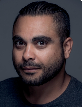 Portrait des aus den USA stammenden Künstlers Minas HALAJ