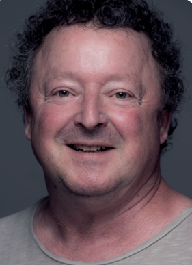 Portrait ders Österreichischen Künstlers Klaus HOLLAUF